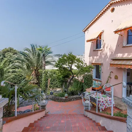 Les Chenes Verts By Halldis