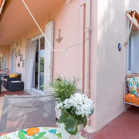 Les Chenes Verts By Halldis 르까네